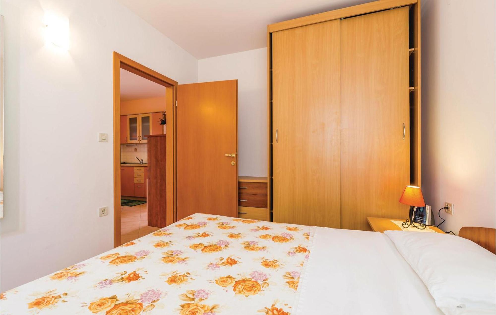 1 Bedroom Awesome In Mošćenička Draga