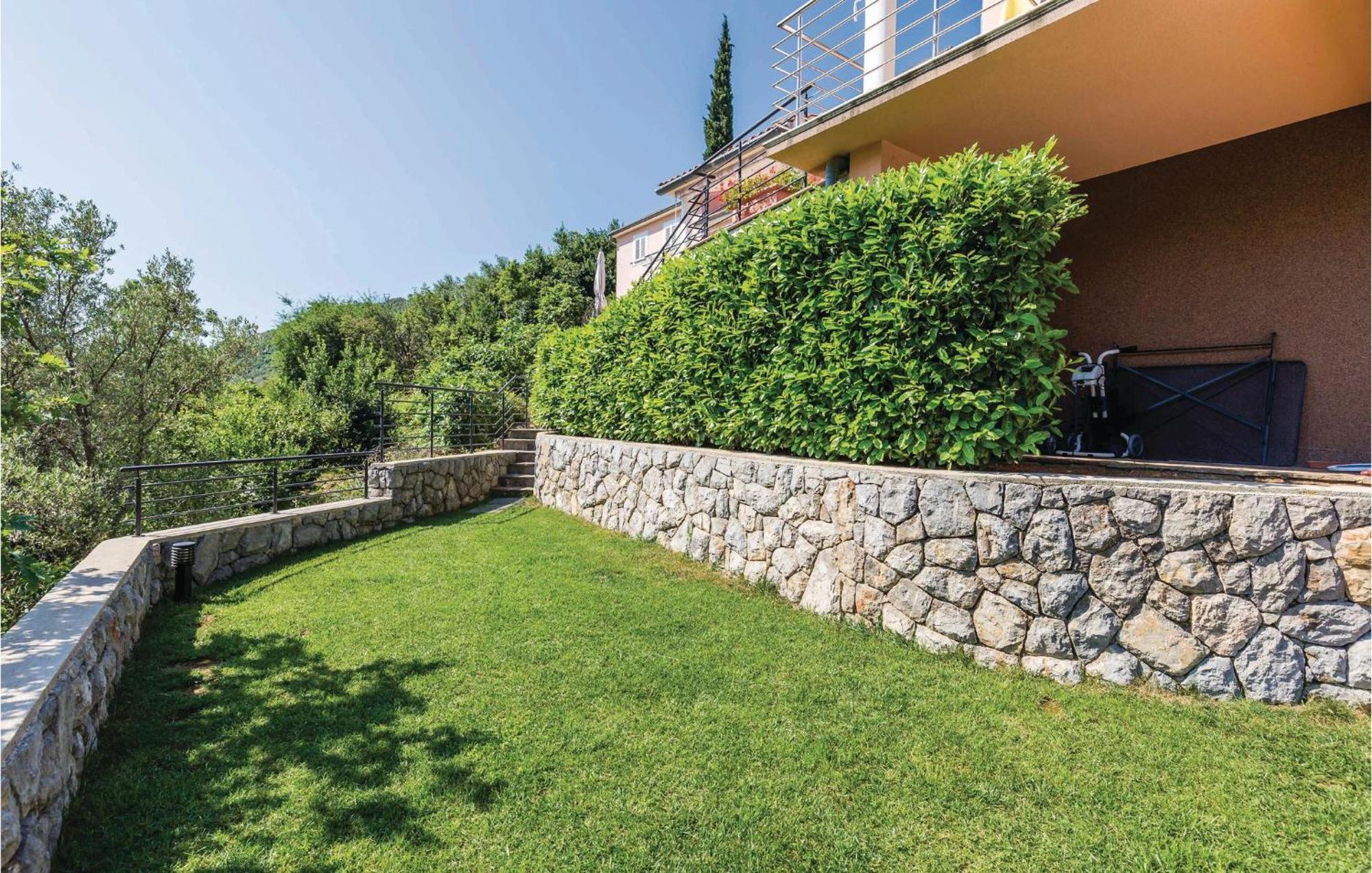 1 Bedroom Awesome In * Mošćenička Draga